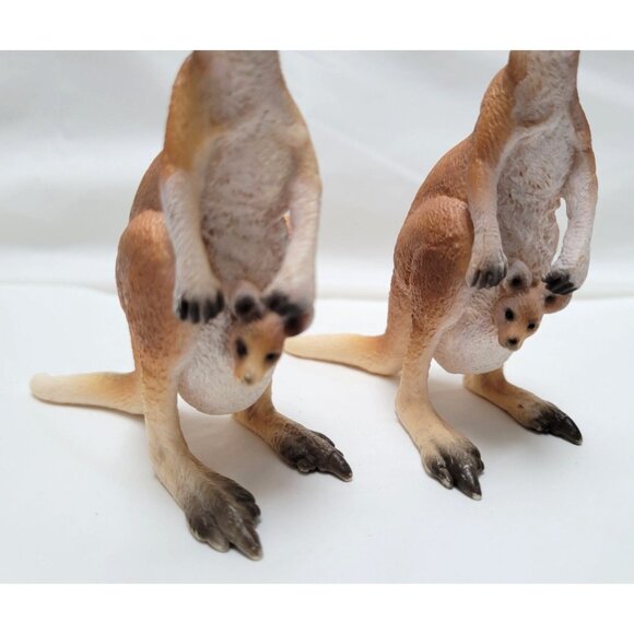 Schleich Vintage 2000 Pair of Kangaroos With Joey Resin Figurines Toys #14174 - Picture 2 of 7